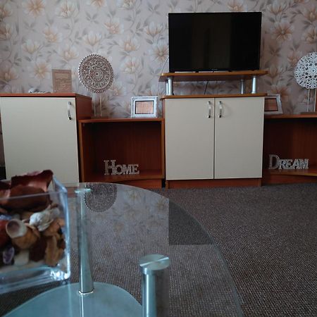 Семеен Хотел "Булаир" Burgas Exteriör bild
